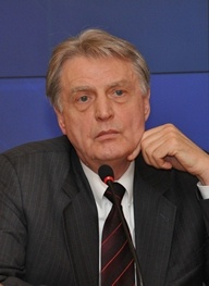 Павел Медведев