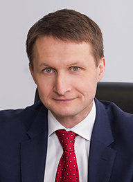 «Я могу жить в доме со старыми обоями, но не могу жить в доме без крыши»