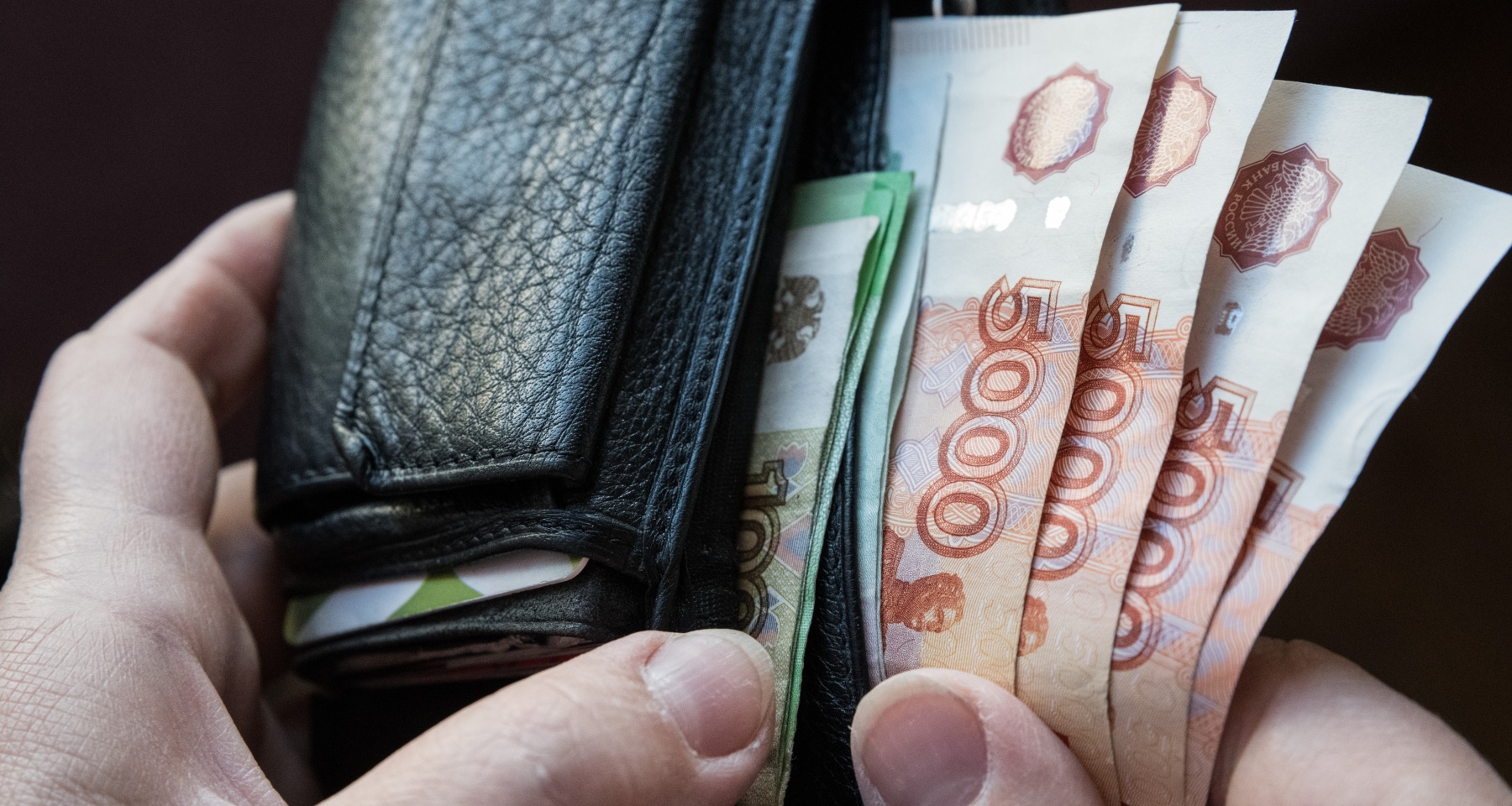 Россияне назвали аргументы, позволяющие получить прибавку к зарплате  08.07.2024 | Банки.ру