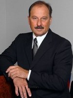 Владимир Дмитриев: «Можно поставить контролеров с маузерами, но бизнес от этого пострадает»