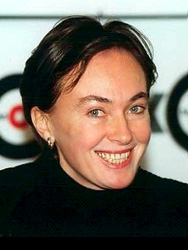 «Кредитные карты я различаю по цвету, но знаю, что они принадлежат Экспобанку»
