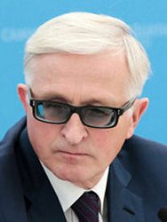 «Правительство и ЦБ должны нести ответственность за объявленный рост»