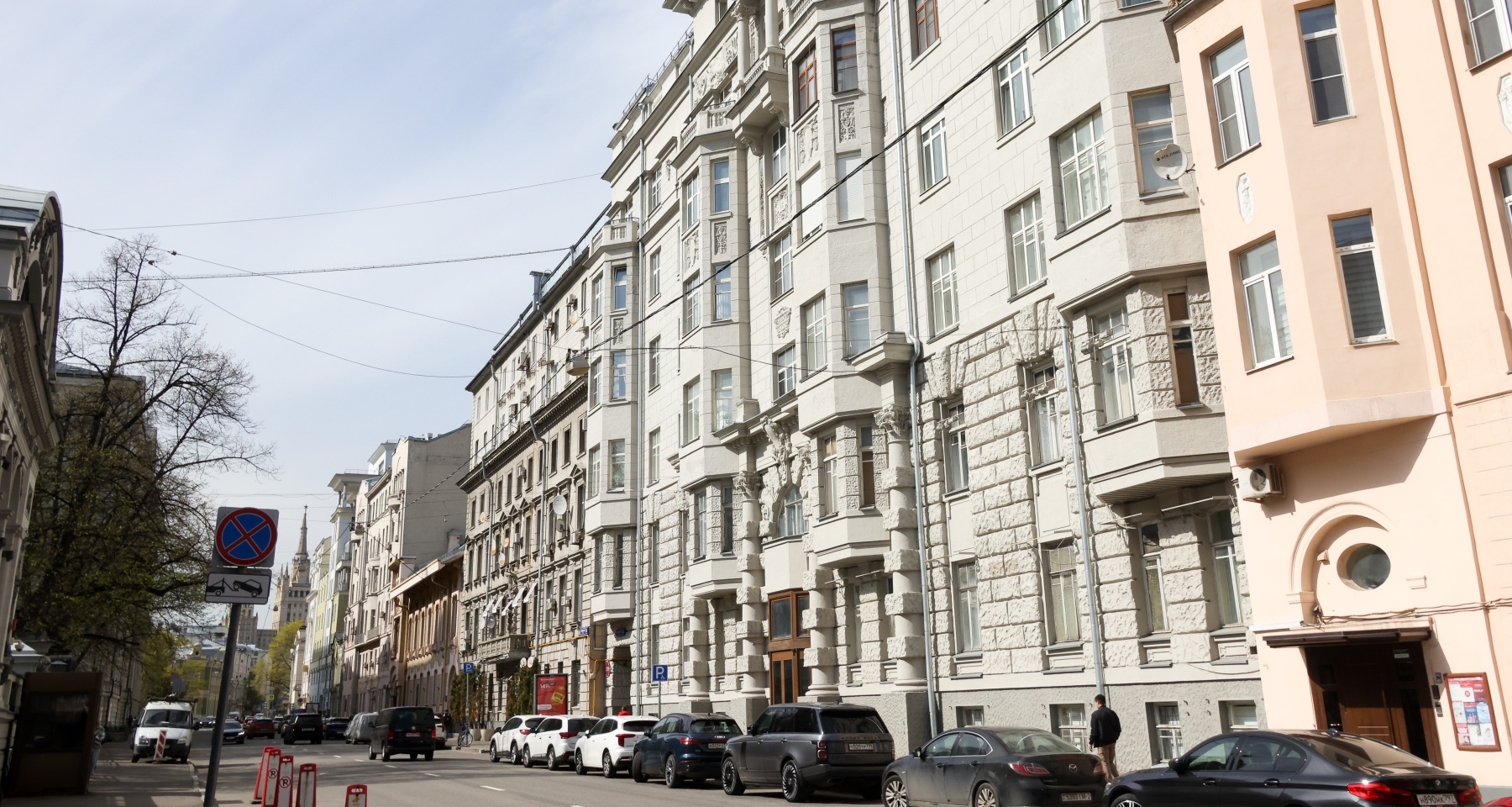В Сбере назвали цену самой дешевой «средней» квартиры в Москве