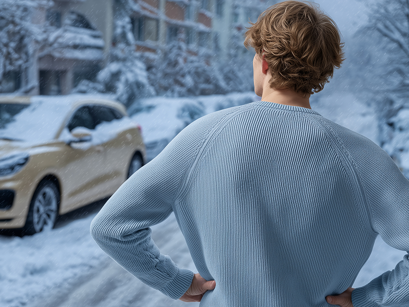 «Соседи запрещают парковаться во дворе». Какие права есть у автовладельцев, живущих в многоквартирном доме