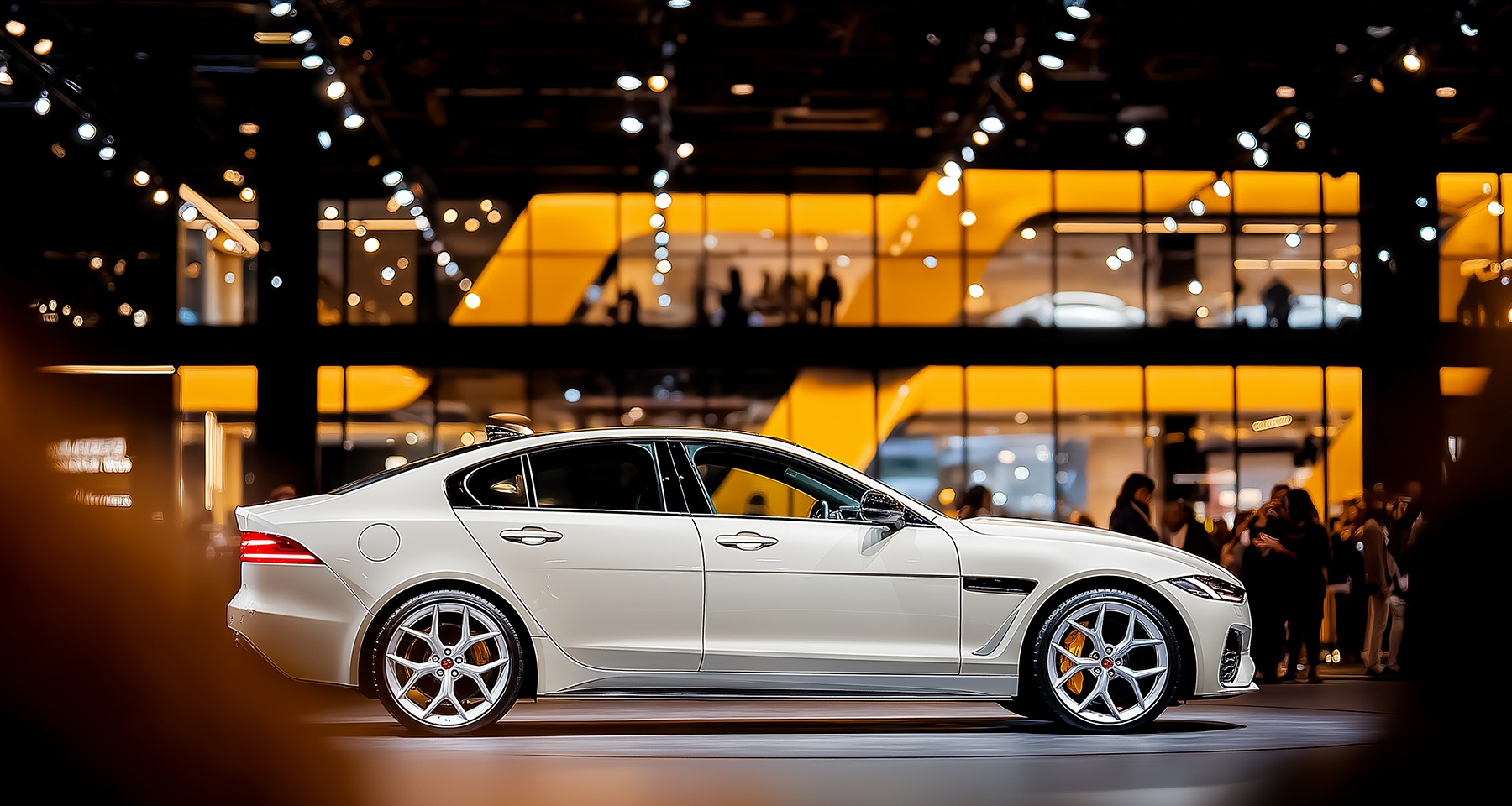 Сколько стоят самые дорогие автомобили в мире: составили список за 2025 год