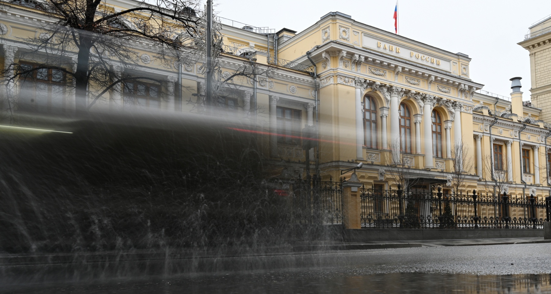 Будет ли ЦБ менять ставку, сколько НПФ заработали для россиян. Обзор Банки.ру