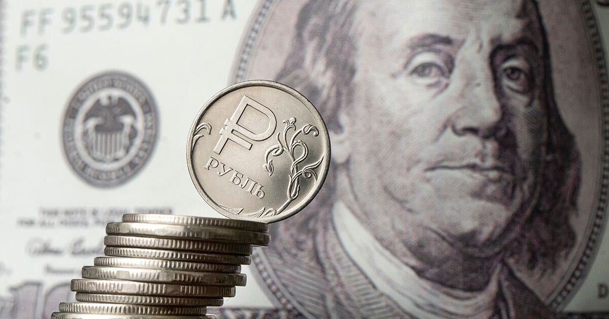 Вопреки прогнозам: топ банка «Зенит» рассказал, когда ждать ослабления рубля