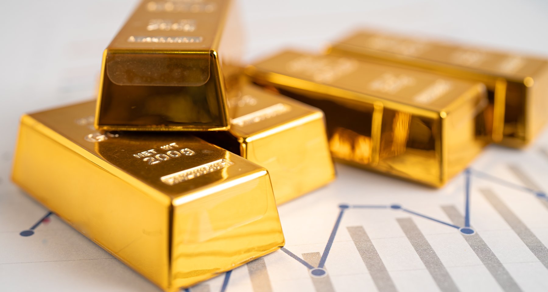 Стоит ли инвестировать в акции золотодобытчиков в 2024 году. Прогноз экспертов