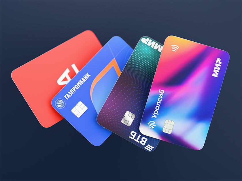 Четыре бесплатные карты с кэшбэком на развлечения, рестораны и маркетплейсы