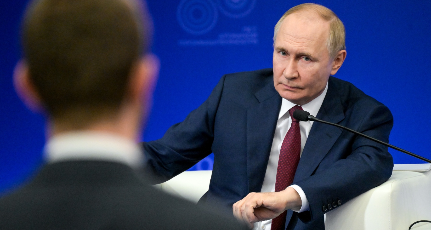 Путин заявил, что ключевая ставка снизится вслед за инфляцией