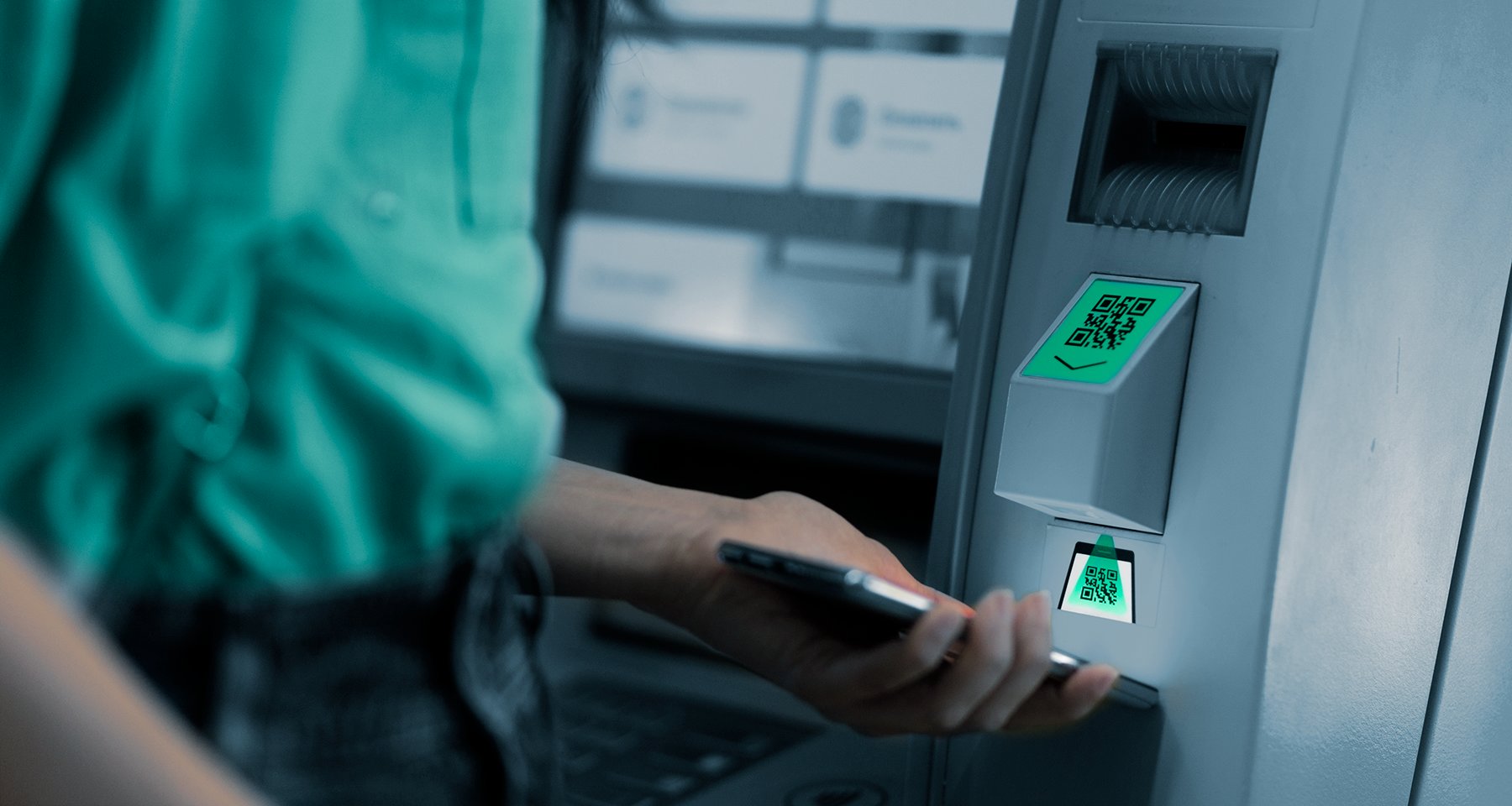 Мошенники начали использовать QR-коды для кражи денег с карт: что нужно знать и как защититься