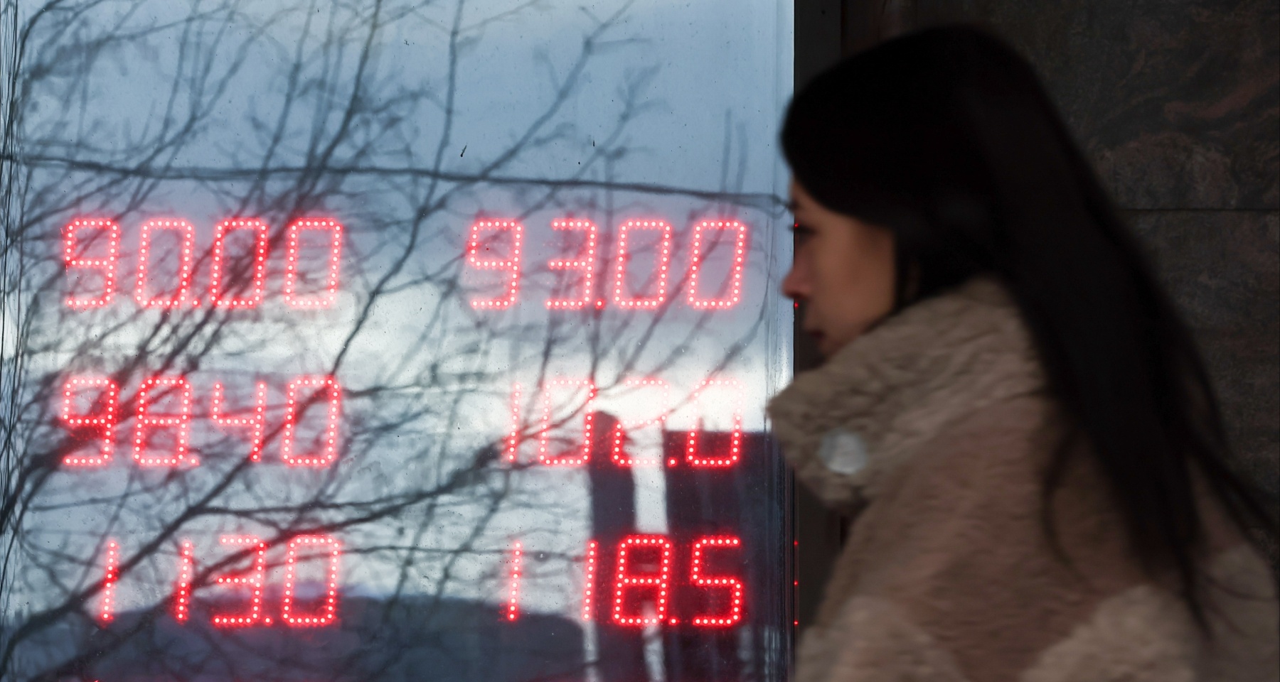 Когда курс доллара подойдет к уровню 100 рублей. Прогнозы по курсу валют за неделю