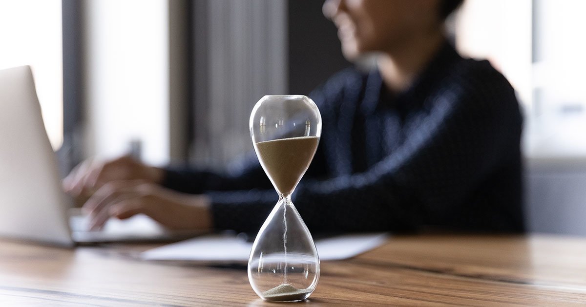 Отменят ли налог на длинные вклады, ЦБ говорит о перегреве рынка ипотеки. Главное за день 