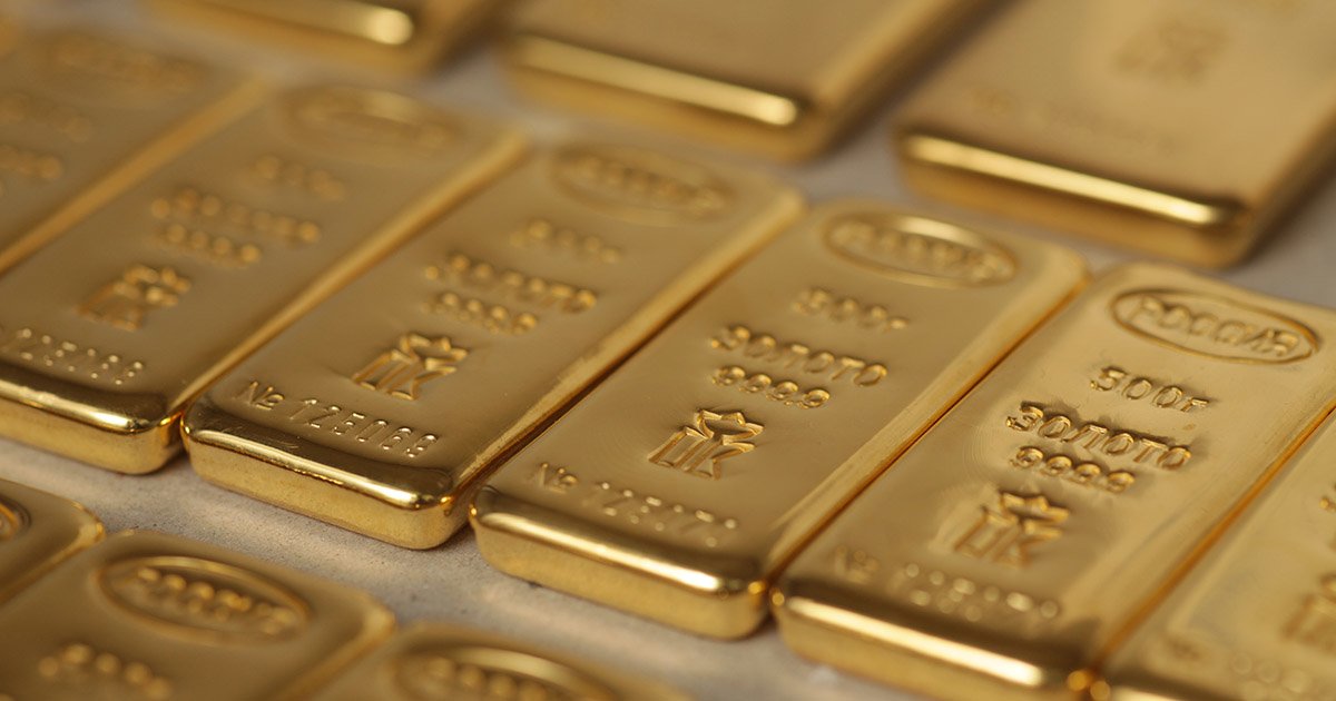 ЦБ приостановил в пользу граждан закупку золота у банков