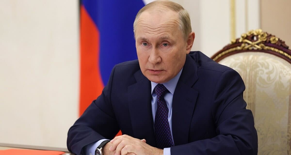 Путин велел не давать банкам «пить из людей кровь до гробовой доски»